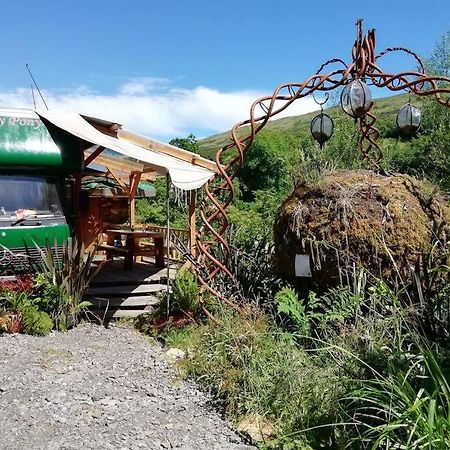 Truck & Pod Creative Nature Retreat. Bantry Extérieur photo