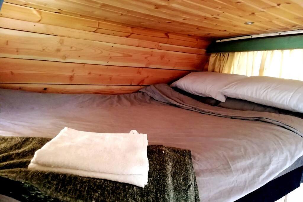 Truck & Pod Creative Nature Retreat. Bantry Extérieur photo